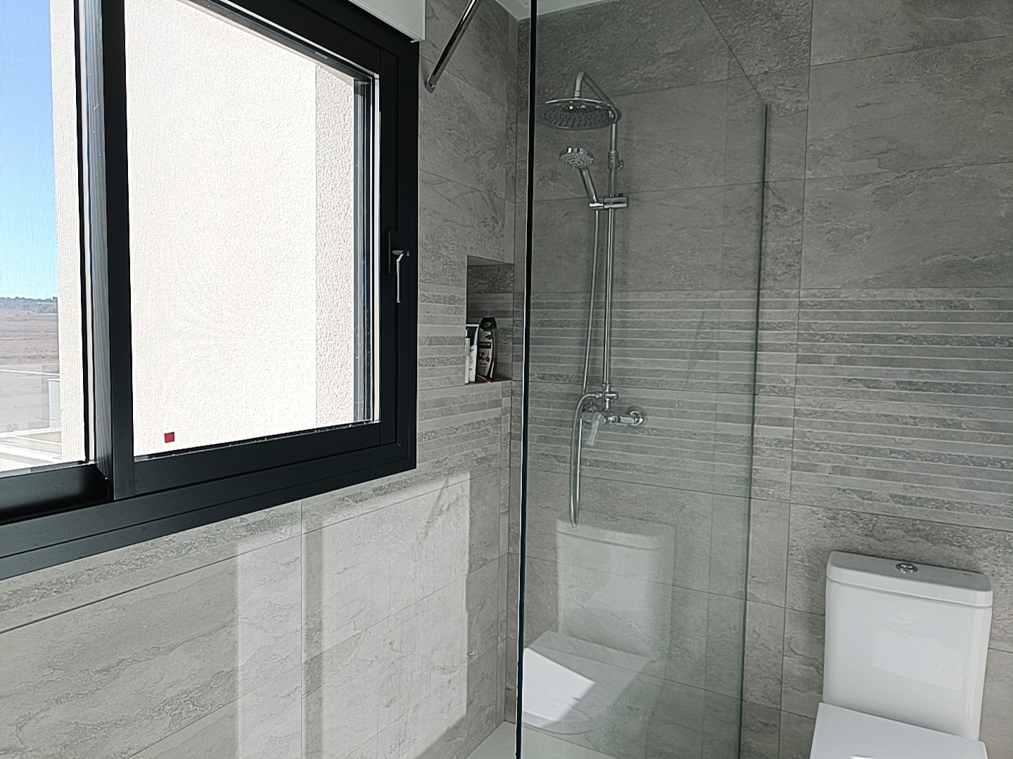 o_1hg8ml21810il8ok19ur1vi8eoaj