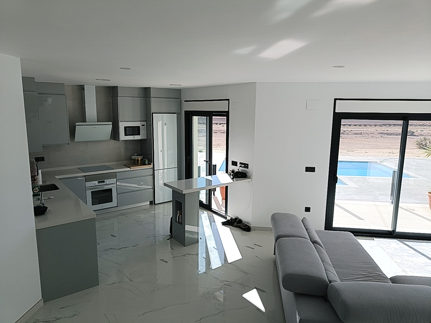 o_1hg8ml219187b23l5ctjhv1ihqas