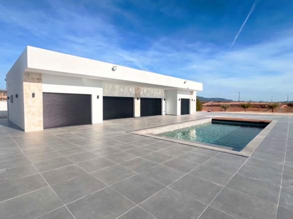 Villa in La Romana (Alicante)