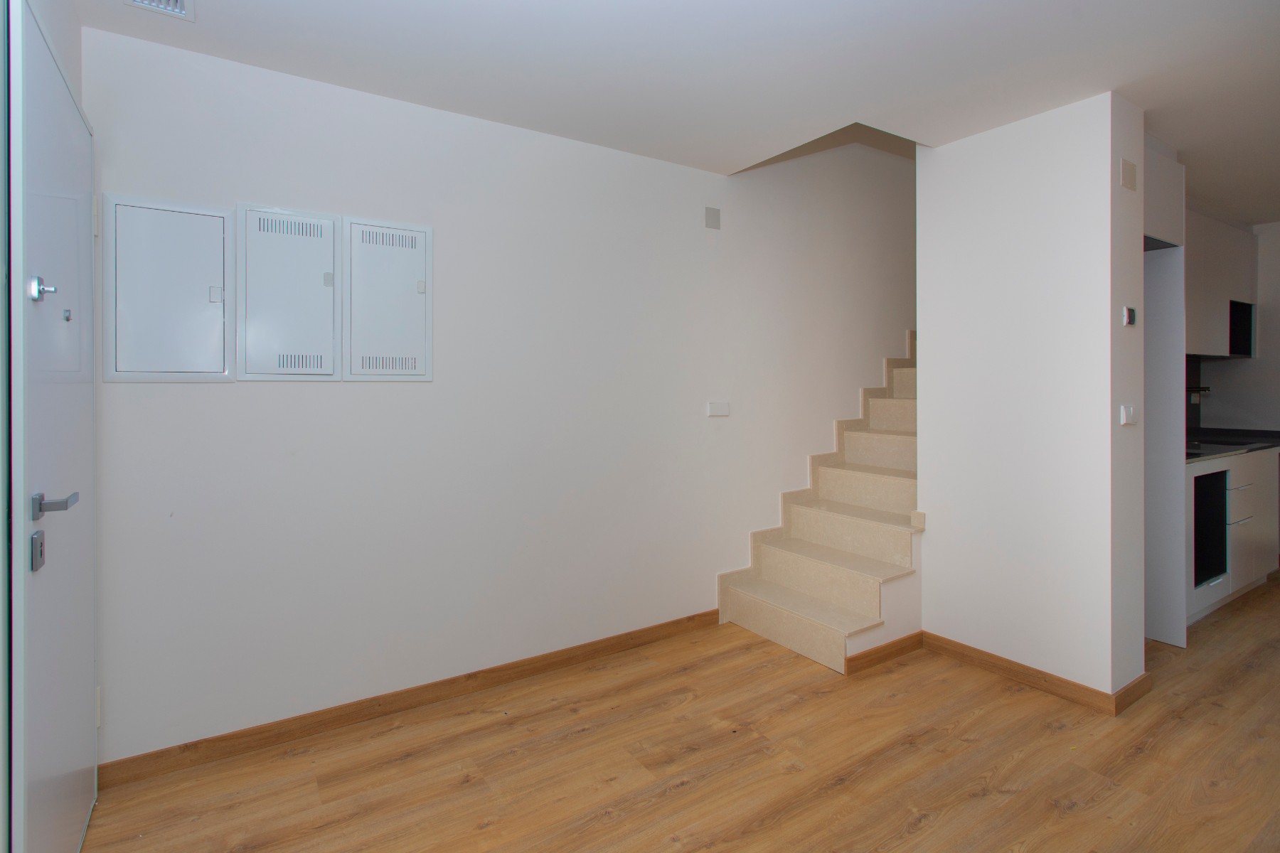 o_1iq84m01pn6bmjog3o1b09slf32