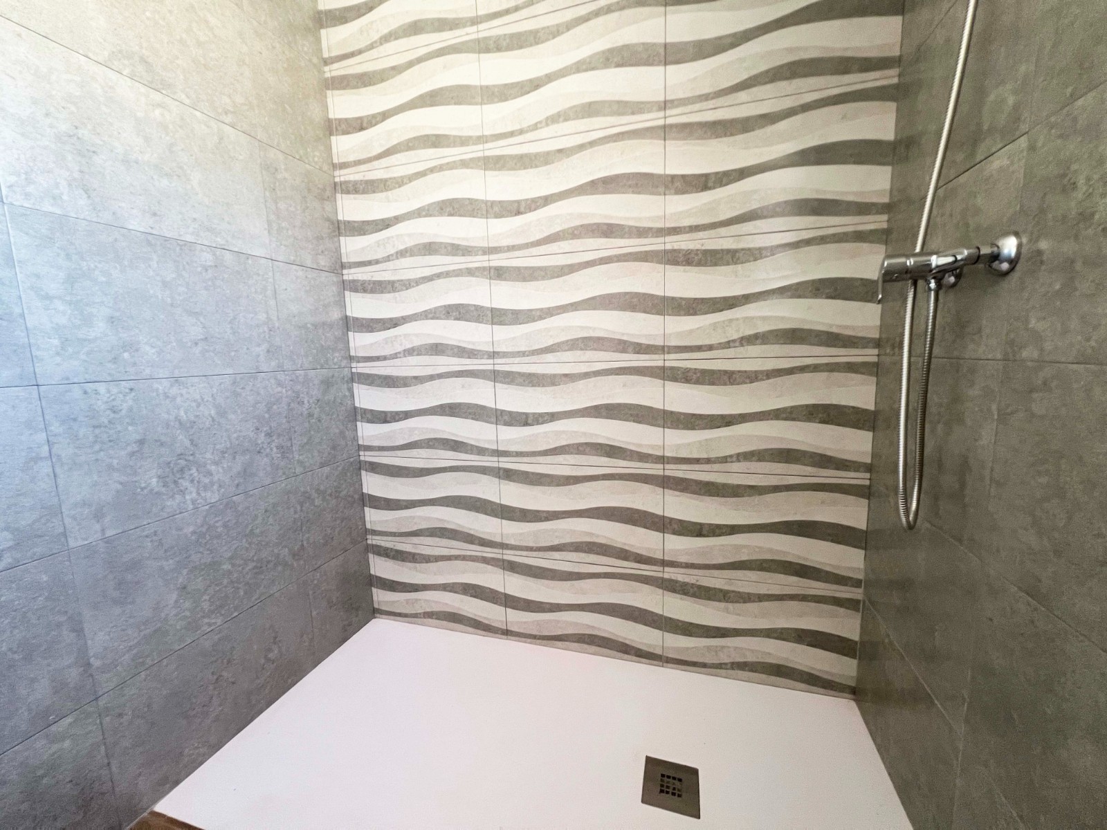 o_1j4pig85i1sbtvje1de3vu410ql2r