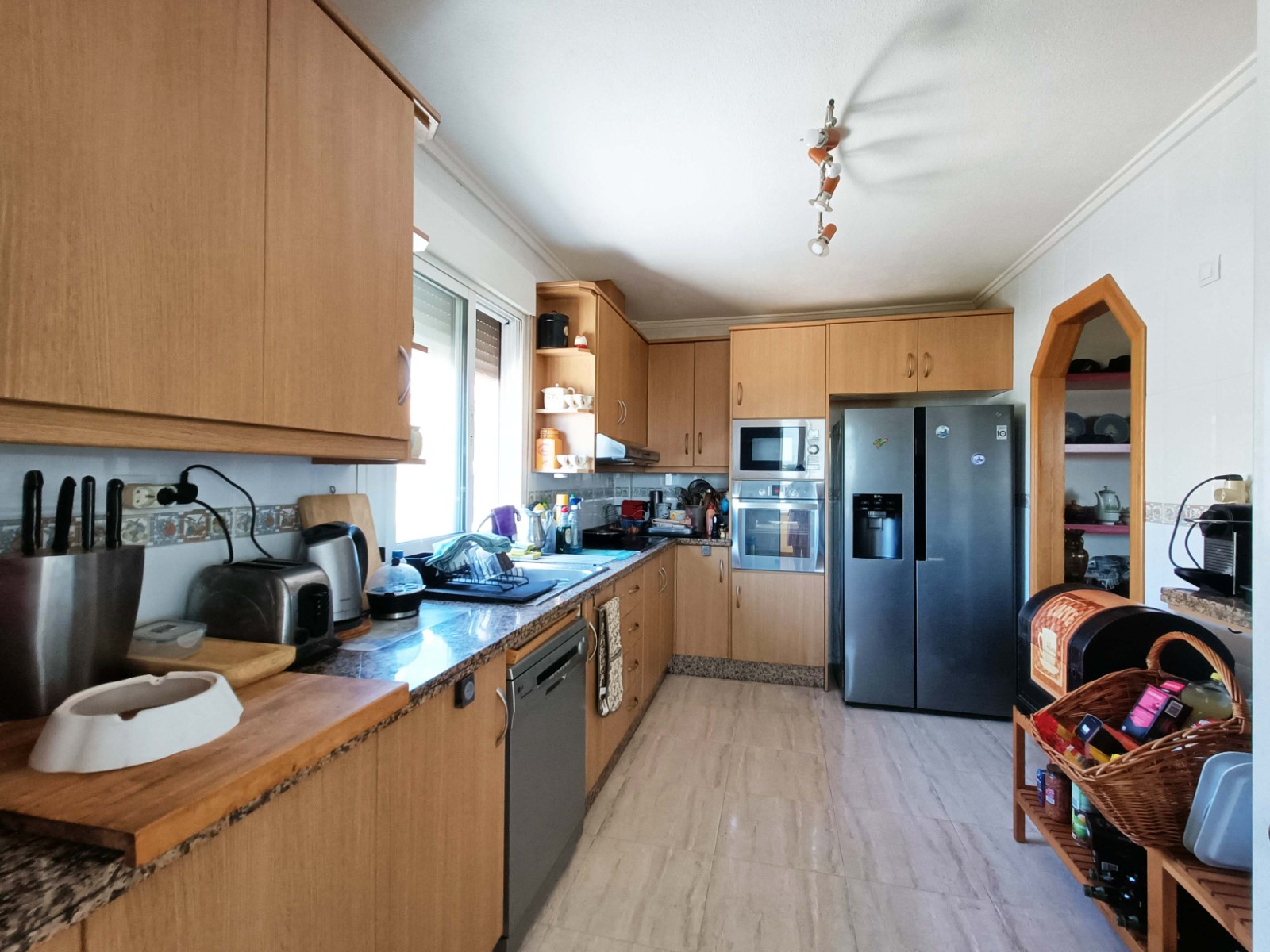 o_1j7236hkg1asq1up35v8cmpcdf3r