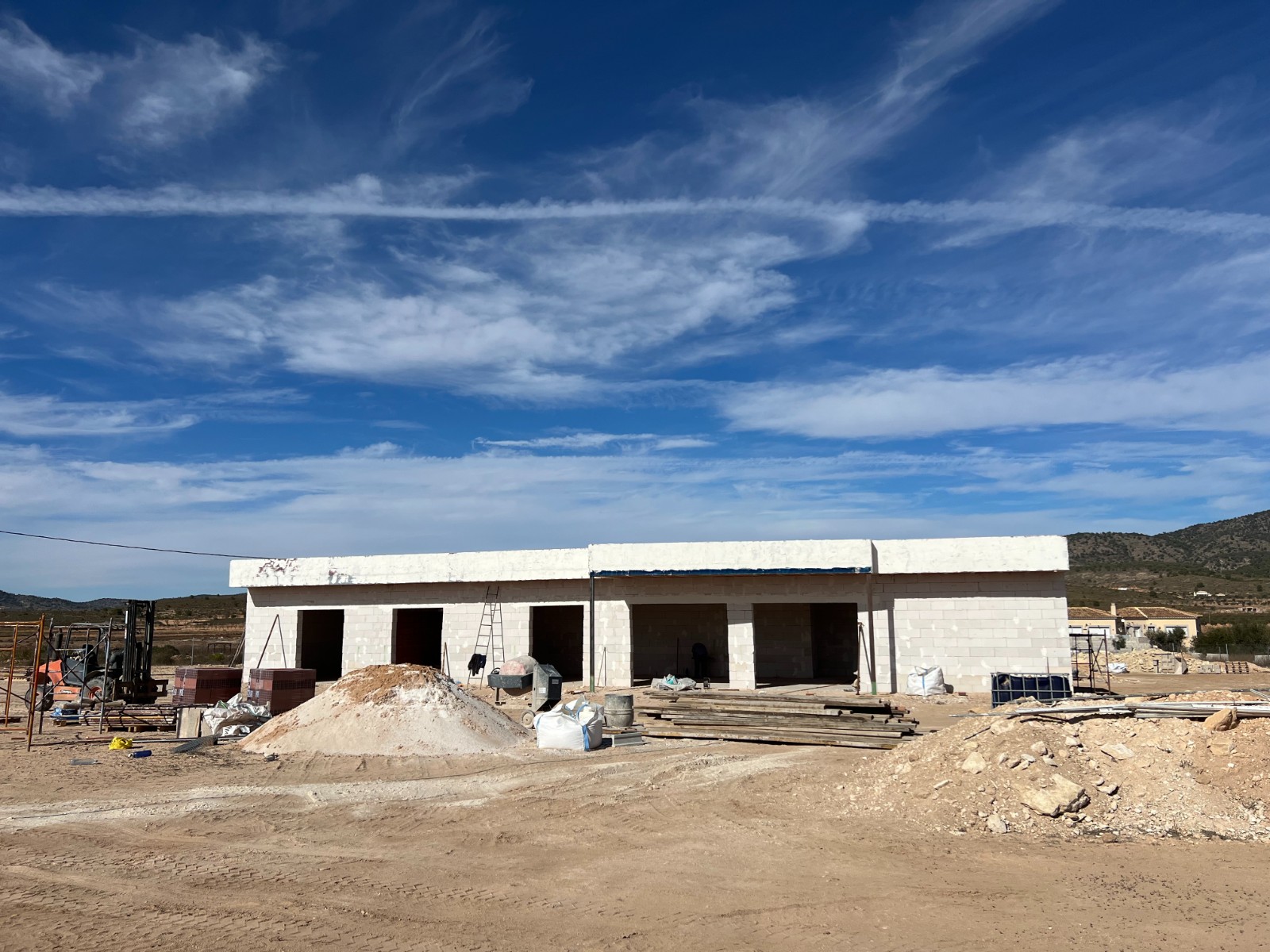 o_1j9ujnogp122n1q452ri1bqqjv61q