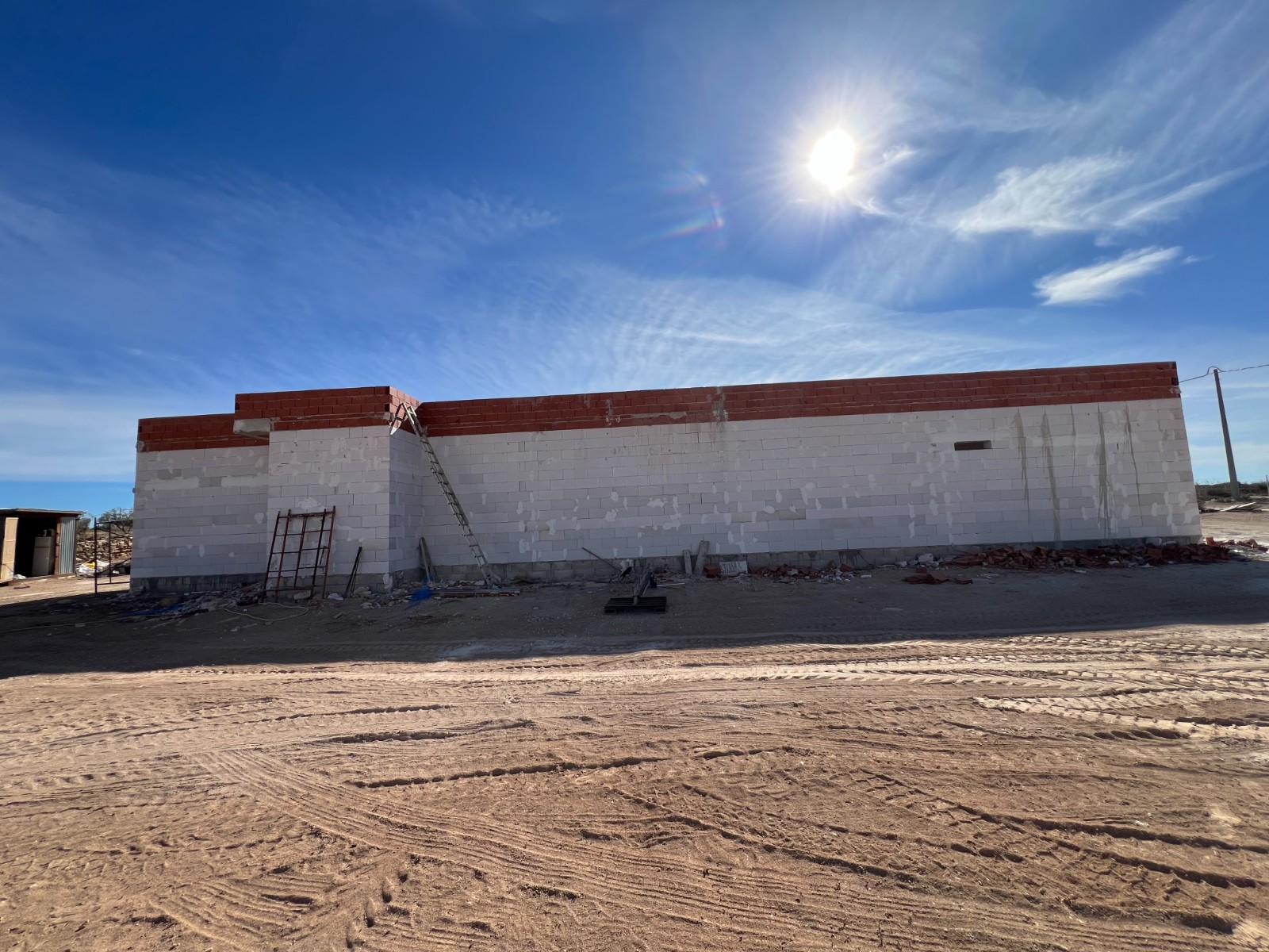 o_1j9ujnogp2a8jp01dkqj8eeqp24