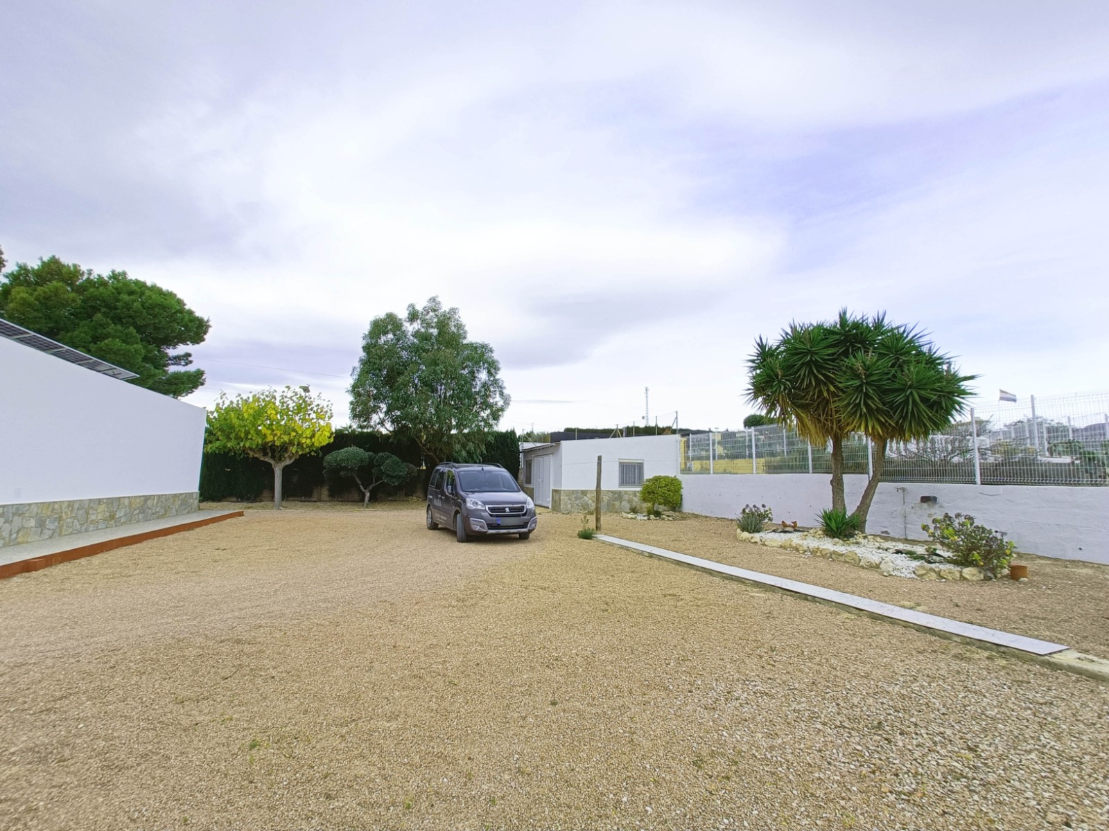 o_1jc4data81l3ve7716c8i2oa4r3g