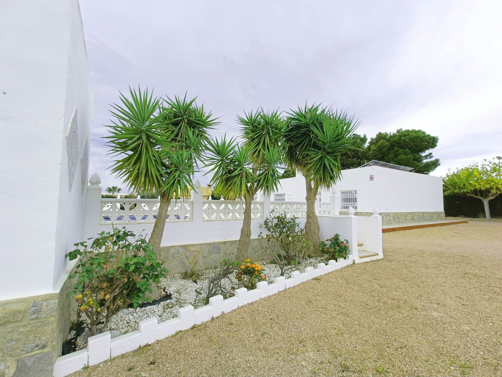 o_1jc4data81vkb18fi14mp1b0d1rm13f