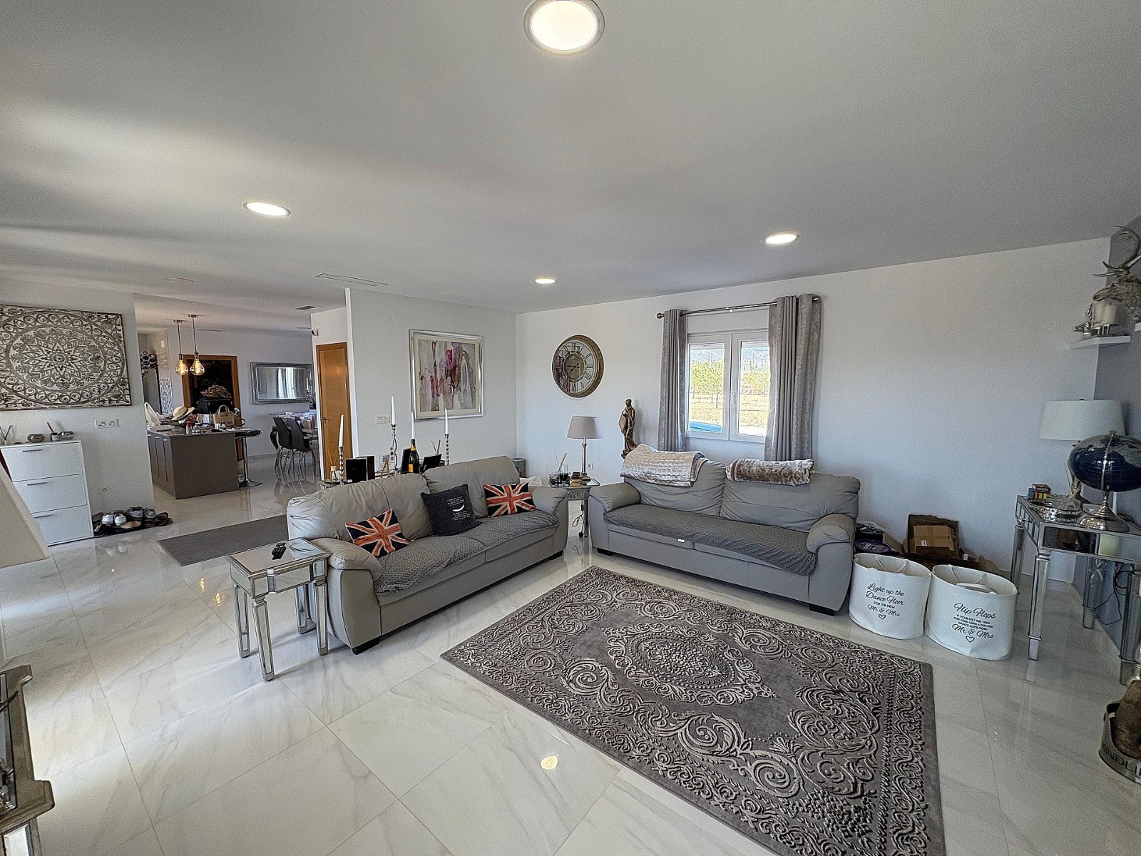 o_1jfgm201v1rsgj76rbadc1a812m