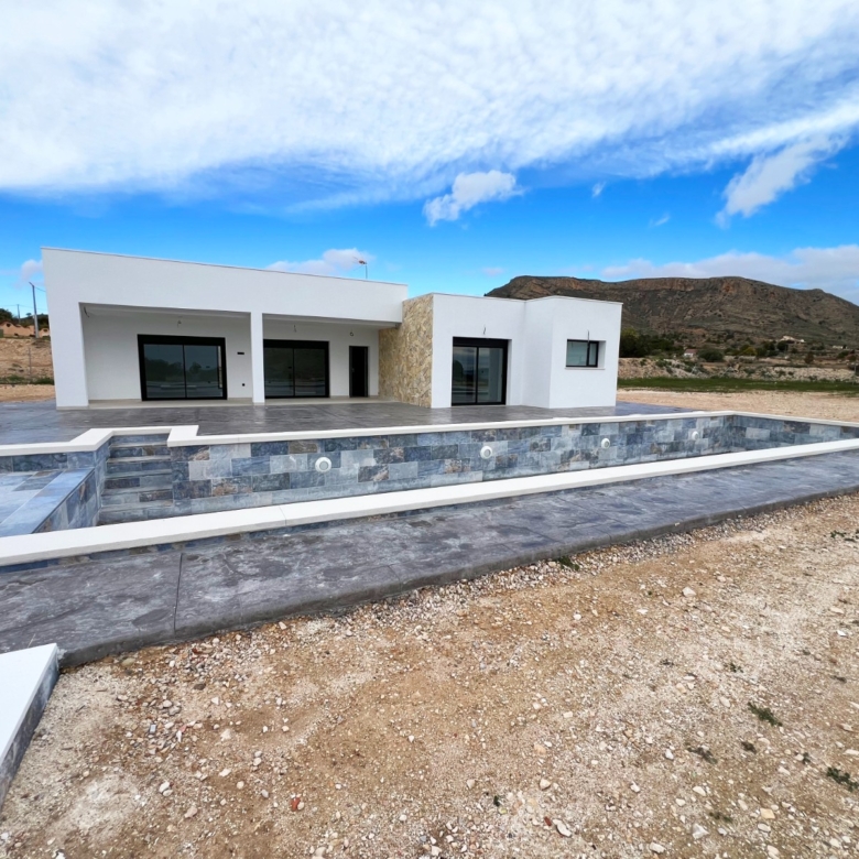 Villa in Aspe (Alicante)