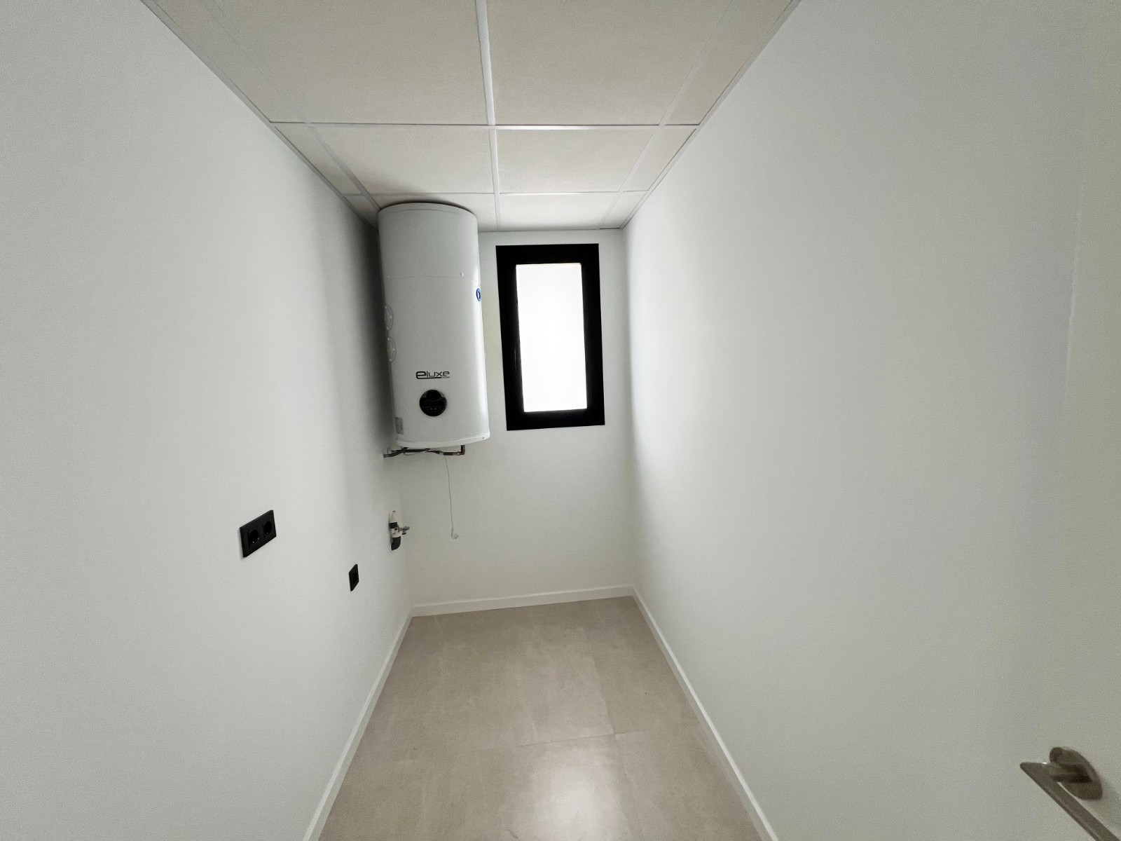 o_1jg5bfj3tsfo5kg3ql1kvi16po2e