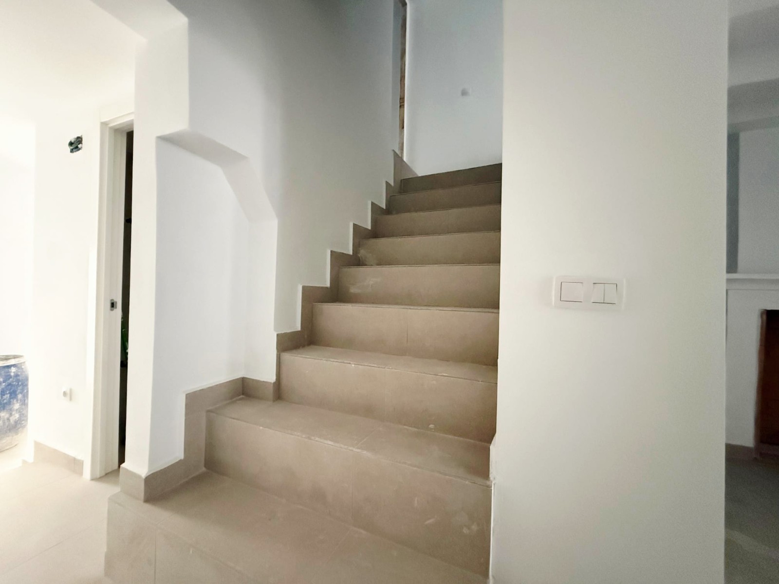 o_1jis33gss2fg1j4p4mf7n014ij2k