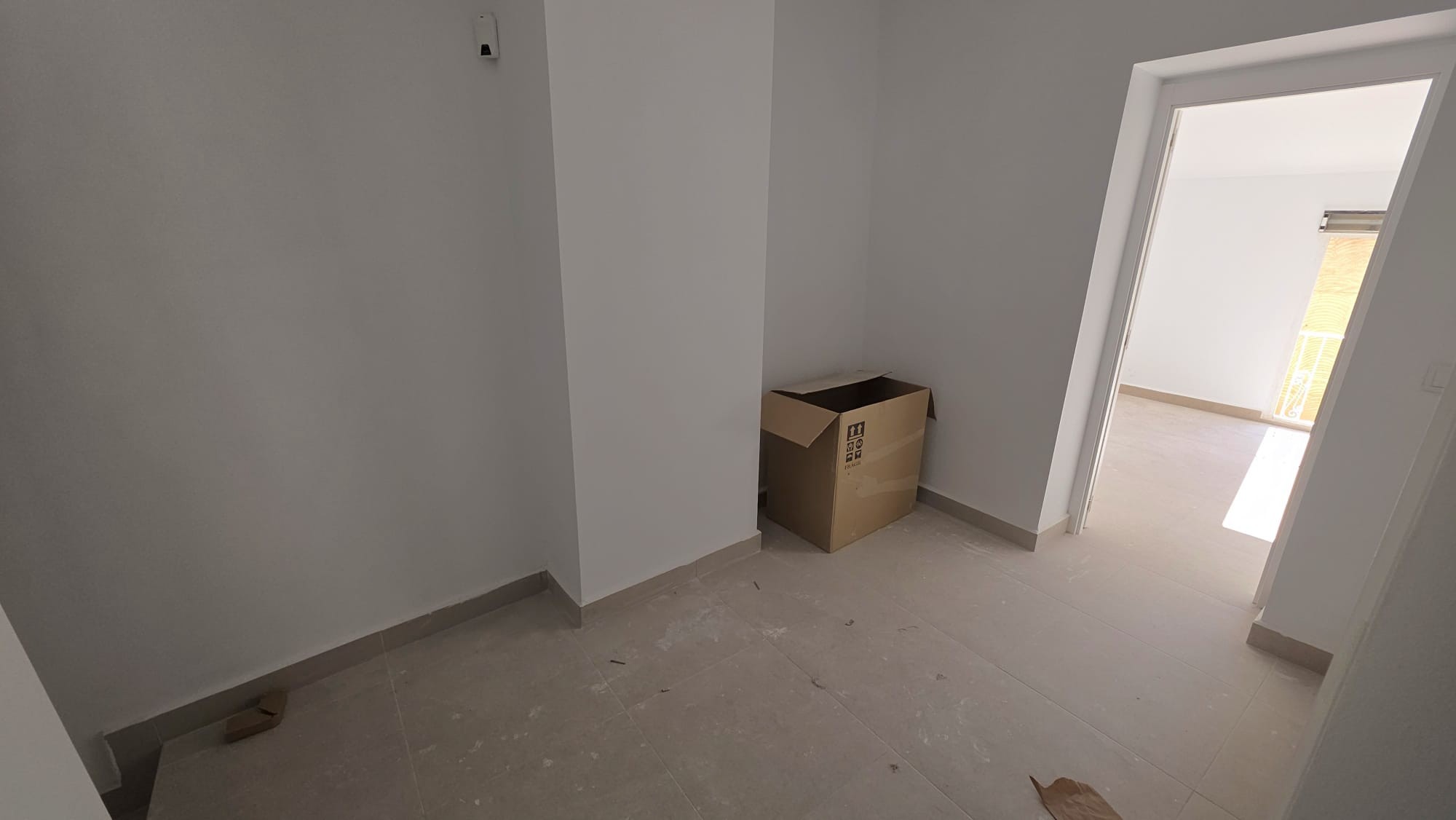 o_1jis33gss3l8kla1ktj3p4175c2v