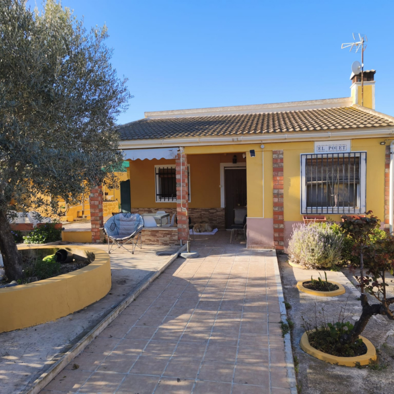 Landhaus in Castalla (Alicante)