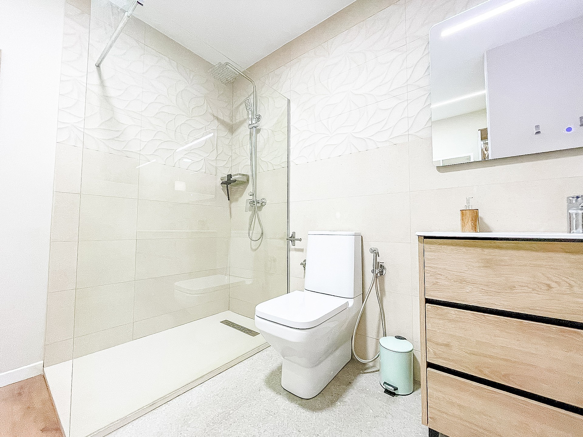 w_0gxsg8yv67jb05ib3odv