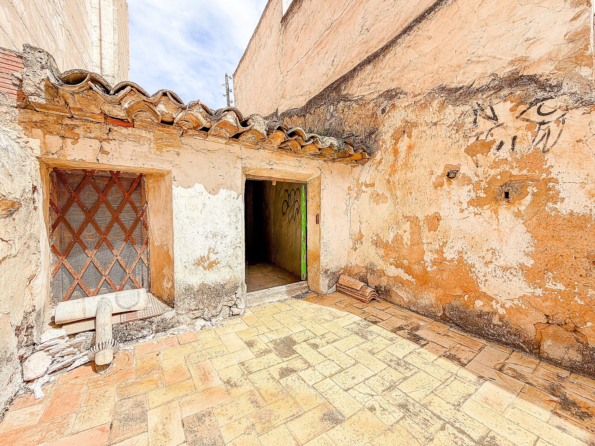 w_3o4g0exujqriqezsvzk7