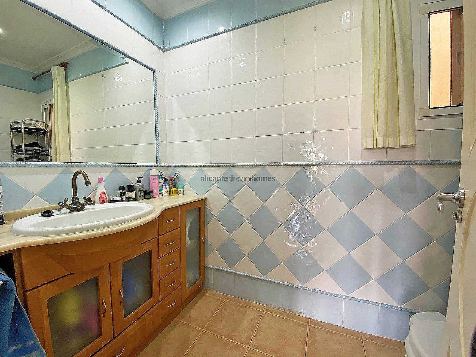 w_8npta02vib0dy4n3645r