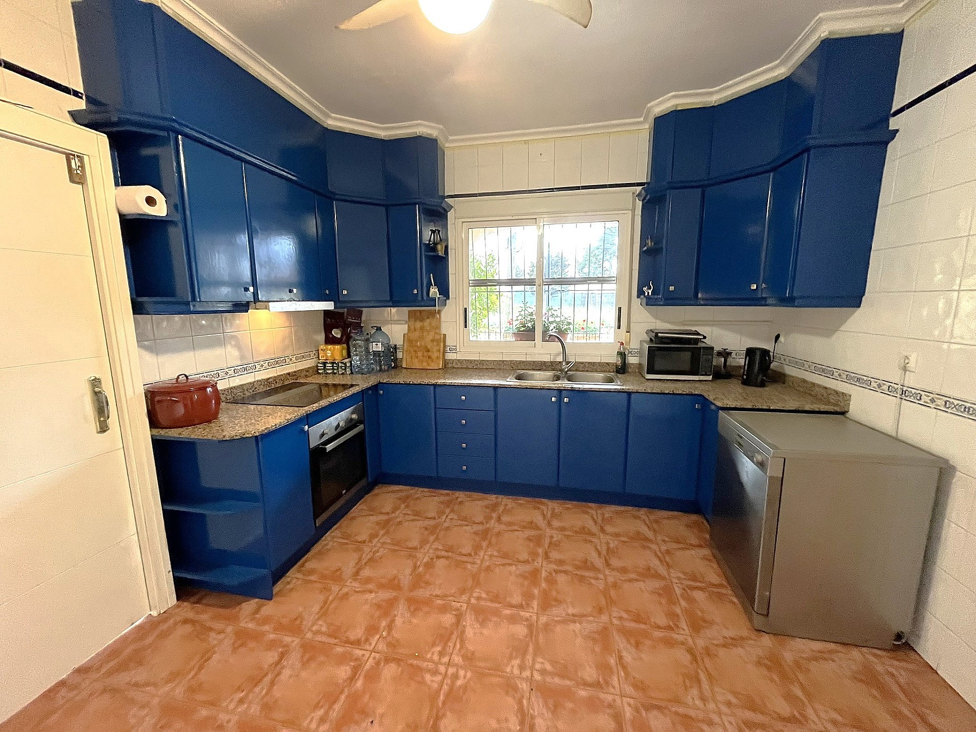 w_aoik34877z0c3v4piwis