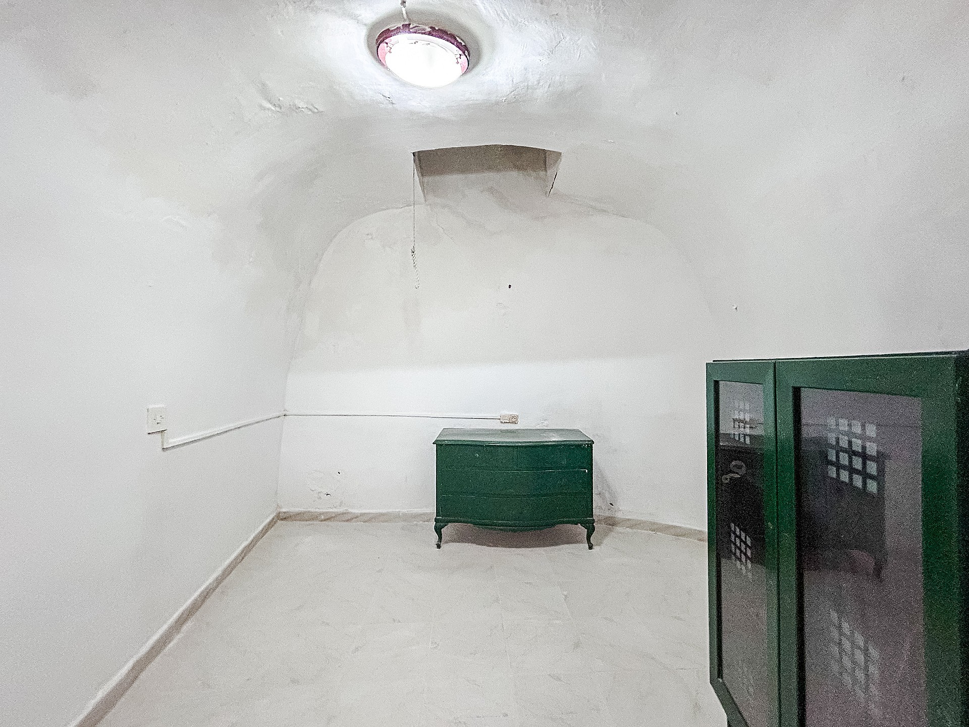 w_bxn6mhzn7xj0bjv8vy3a