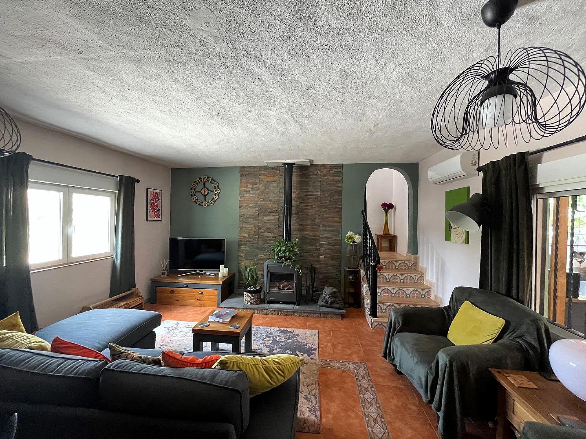 w_eebhkiskhokpczt56y7h