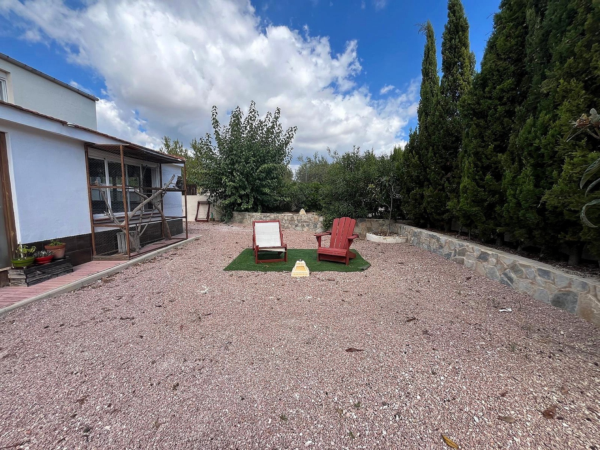 w_eqy7gub82mskxeuuetpm