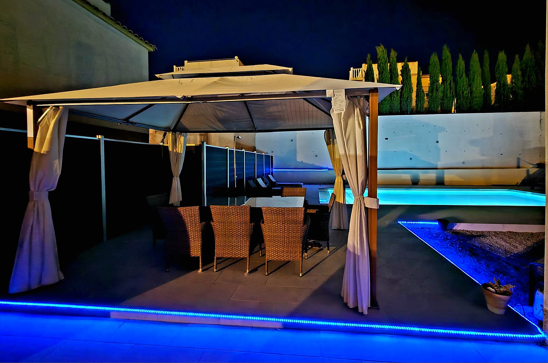 w_gpq7ky0p3yzmxmxwwvto