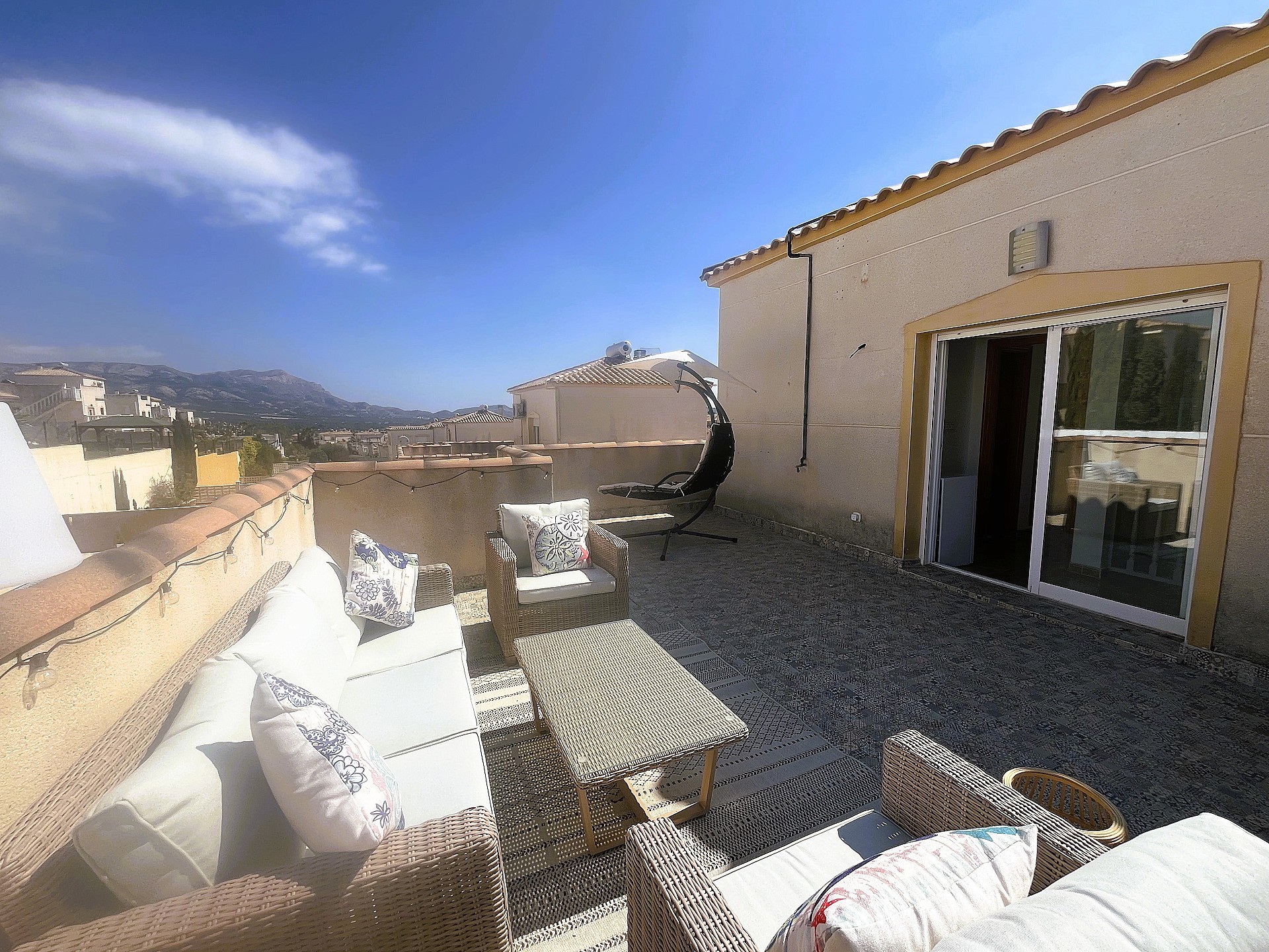 w_mfc6hy5q6qihtfago6rs