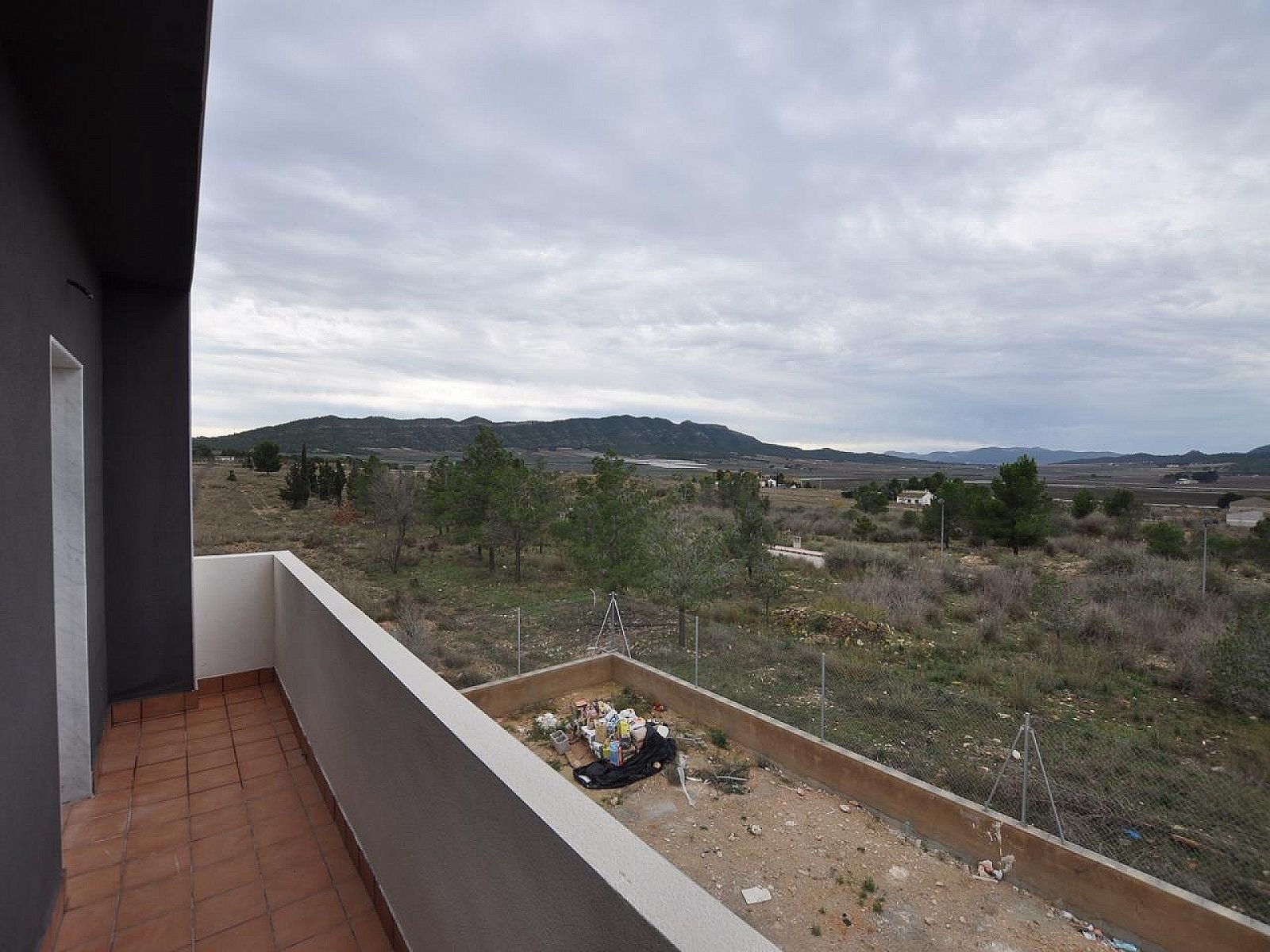 w_moat0a5w6s6r300uwvyg