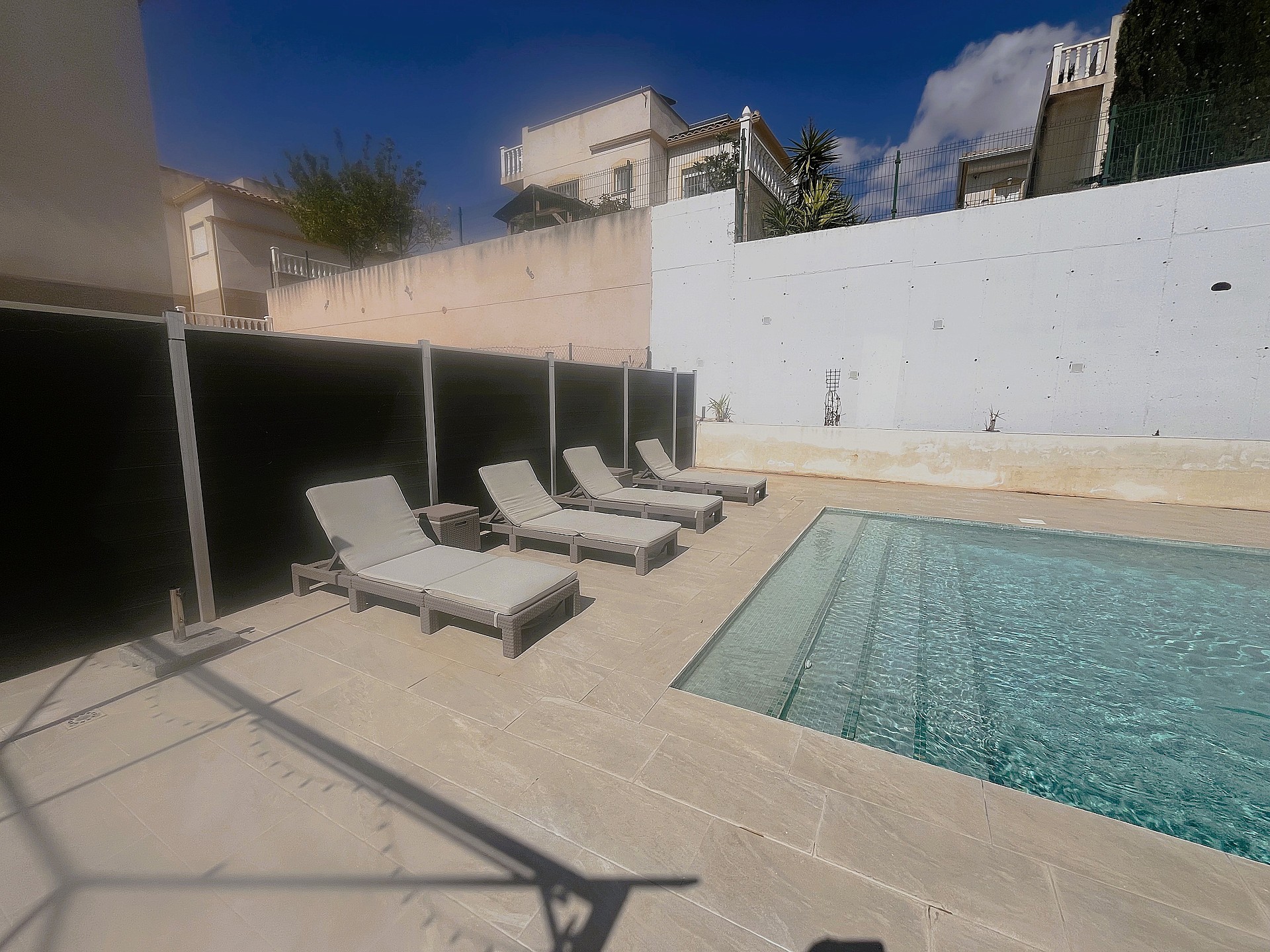 w_one4uyyk58qbjum4tybh