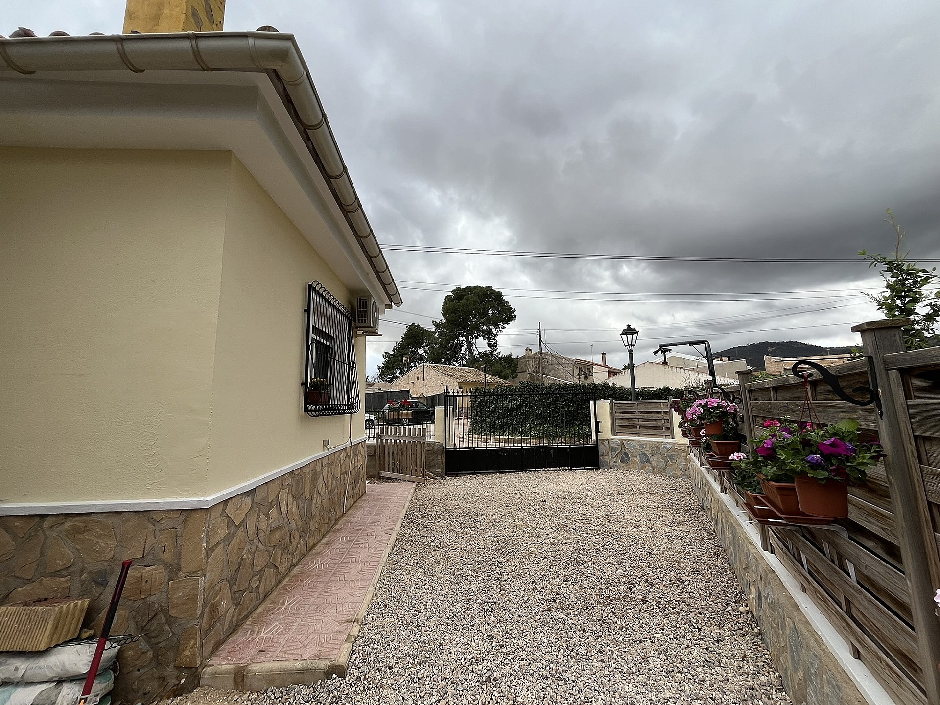 w_qbqssn0i5jq7iraui6ta