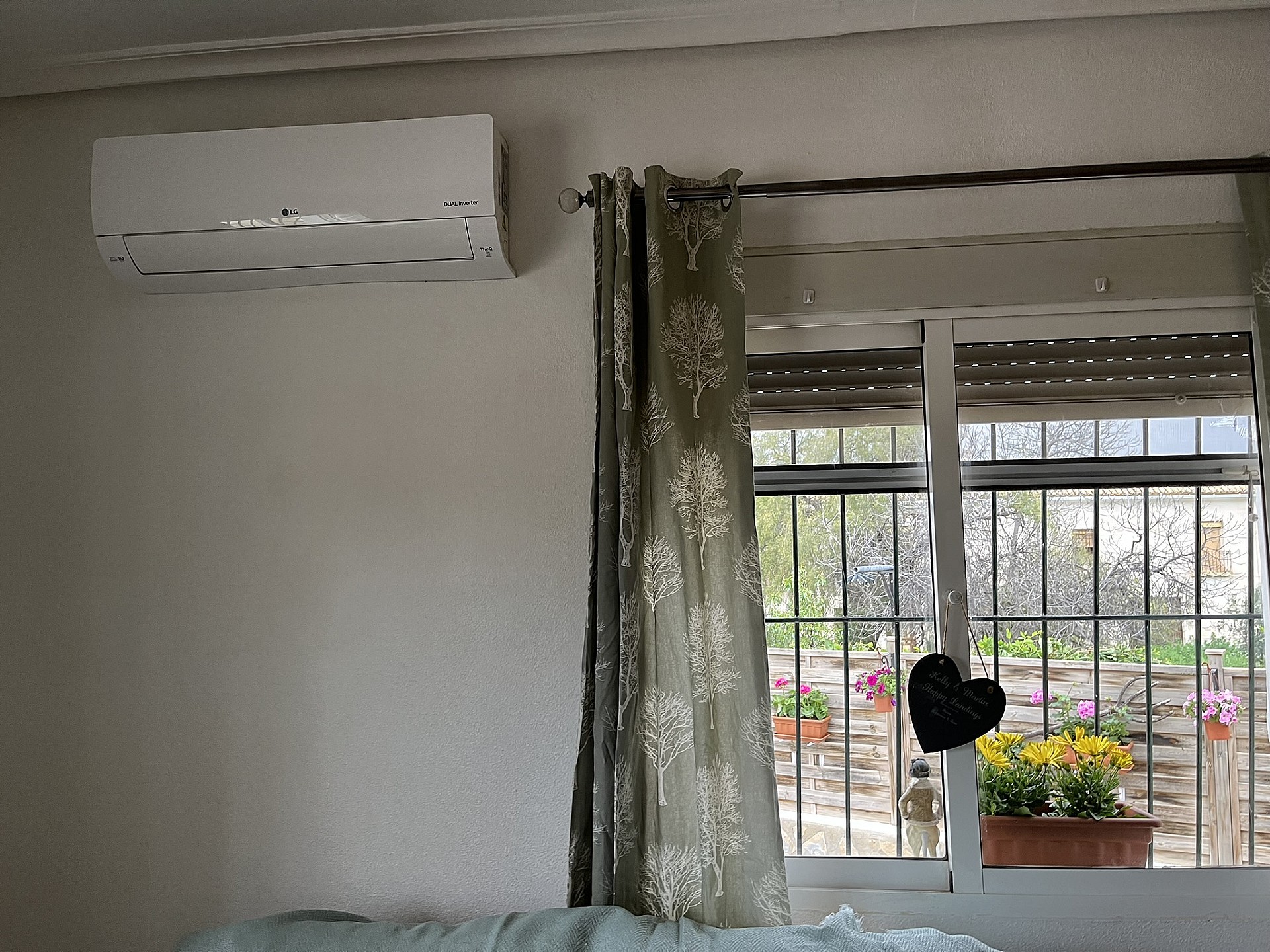 w_rz74c8gnsz0ne77dmvj8