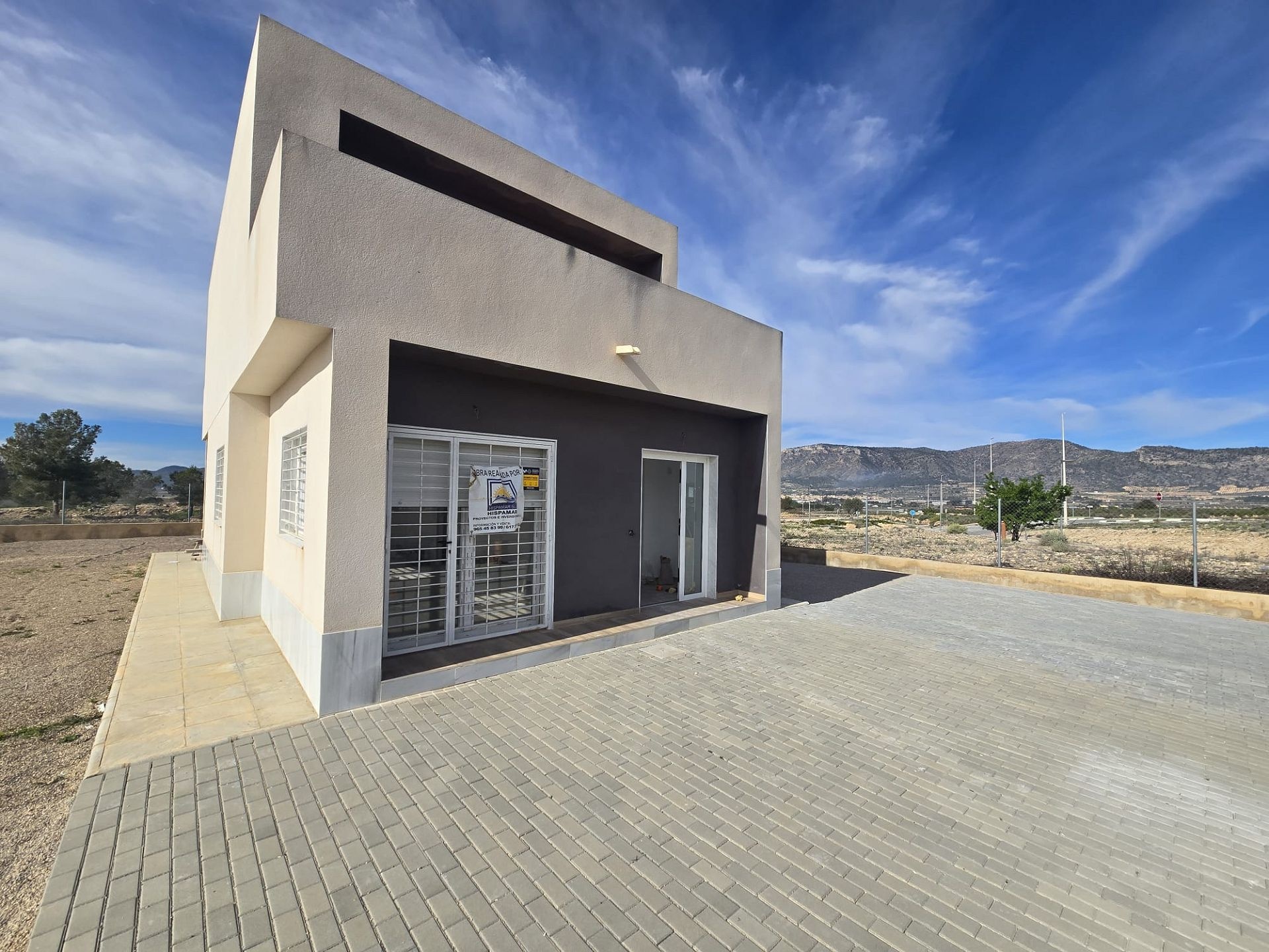 w_whatsapp-image-2026-03-18-at-10.46.26-3-