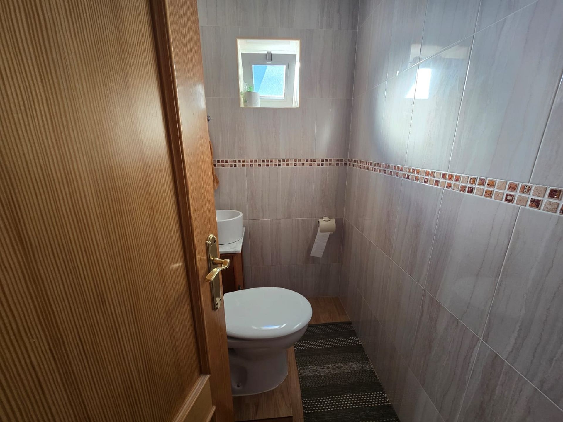 w_whatsapp-image-2026-03-18-at-12.28.21