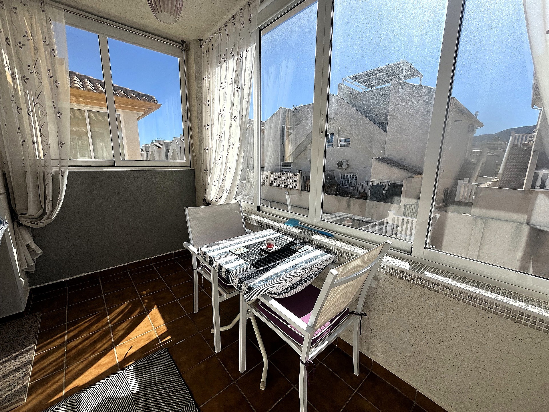 w_zg4yj0h5h3xbkh0d7pcq