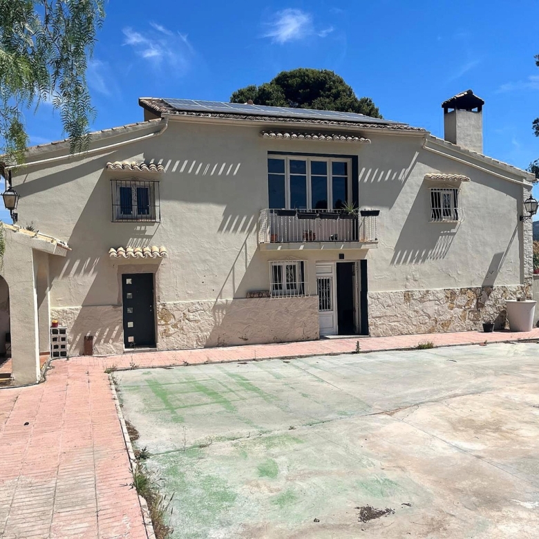 Landhaus in Castalla (Alicante)
