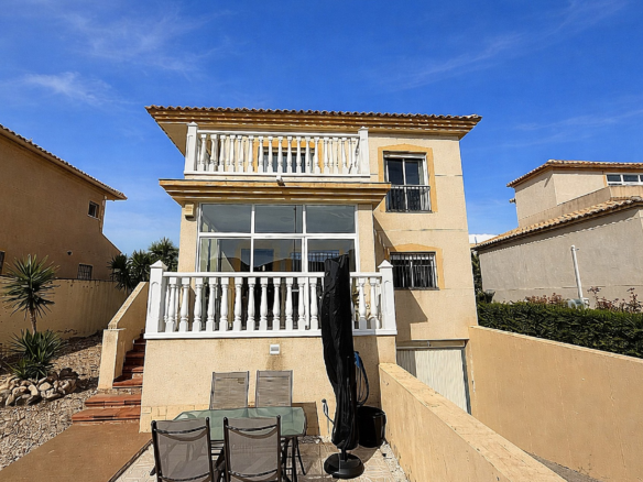 Villa in Castalla (Alicante)