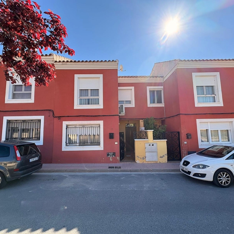 Stadthaus in Salinas (Alicante)