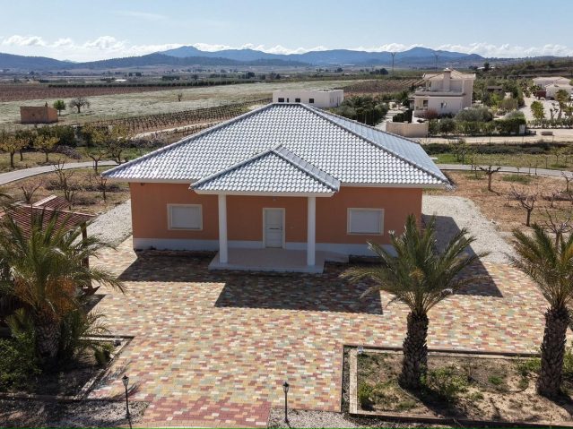 Villa in Pinoso (Alicante) Villa in Pinoso (Alicante)