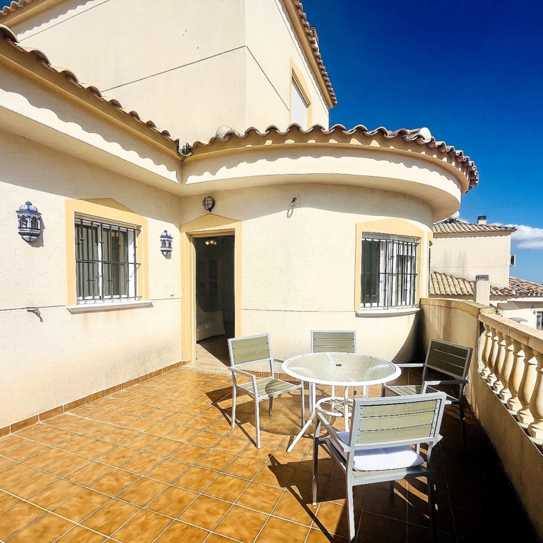 Villa in Castalla (Alicante)