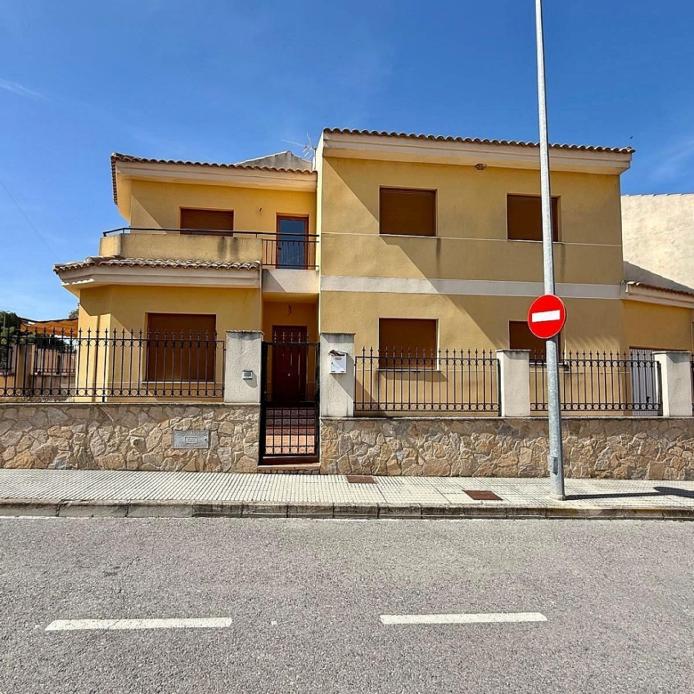 Stadthaus in Pinoso (Alicante)